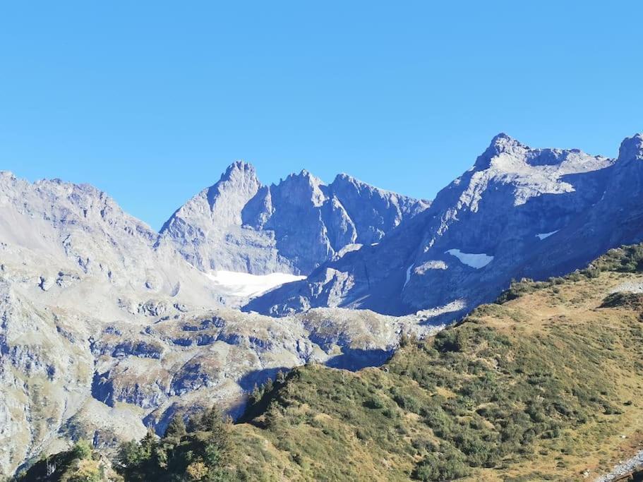 La Tour En Belledonne * Theys